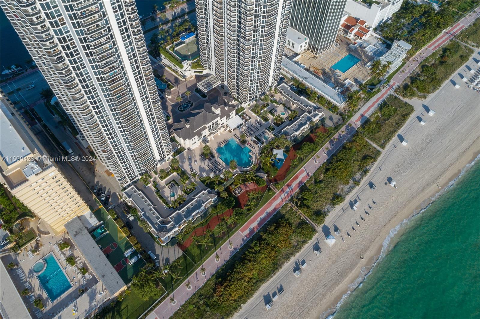 4779 Collins Ave #3608, Miami Beach FL 33140