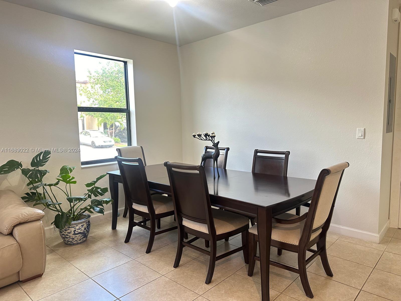 9399 W 33rd Ln #1, Hialeah, Florida image 4