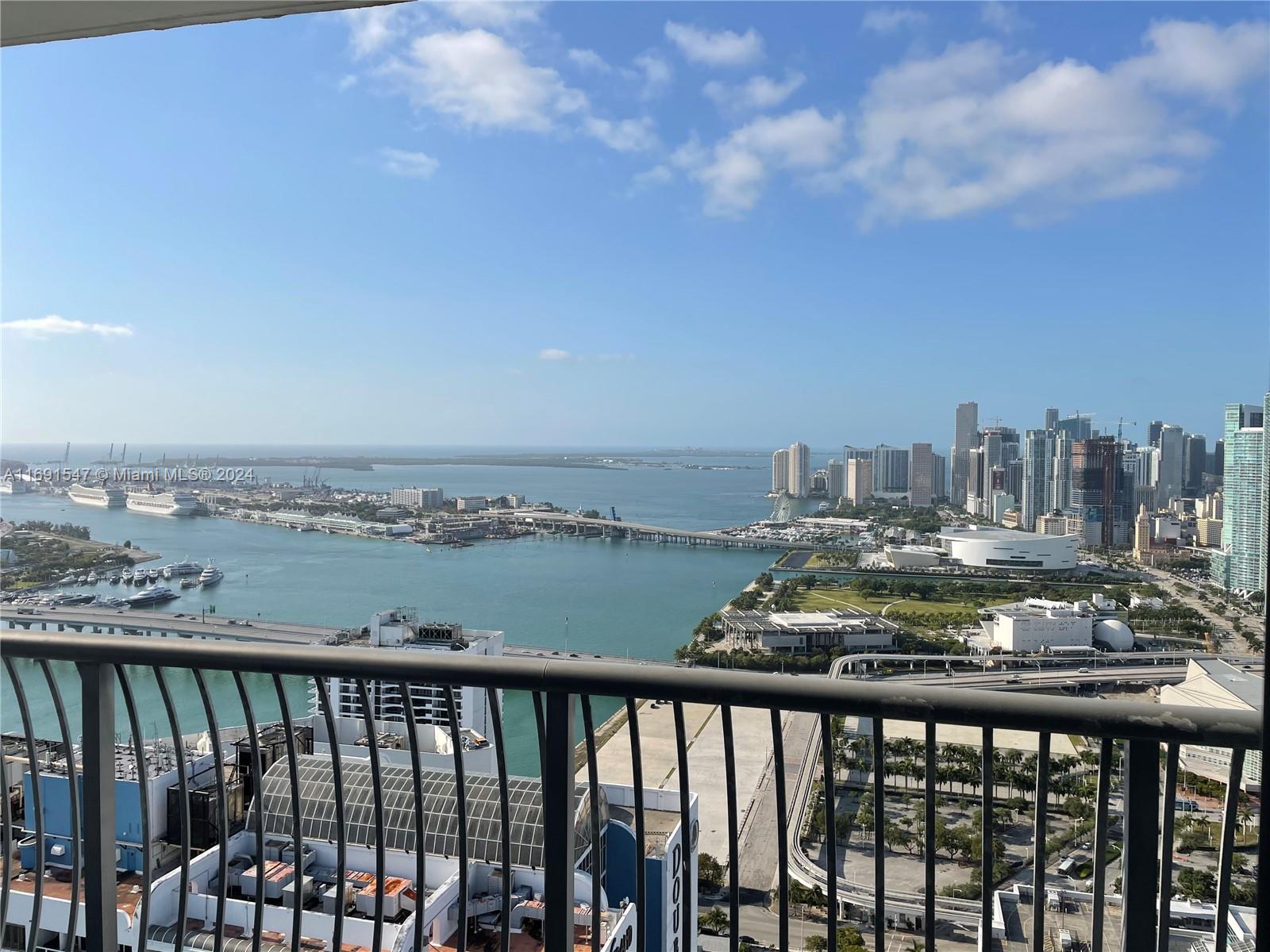 Fantastic furnished unit boasting a stunning Miami Bay Area panorama. Opera Tower offers comprehensive amenities, conveniently situated near Downtown, Wynwood, Midtown, and the Miami Arena. Rent covers water and high-speed internet. No short term rentals. One year contract only.