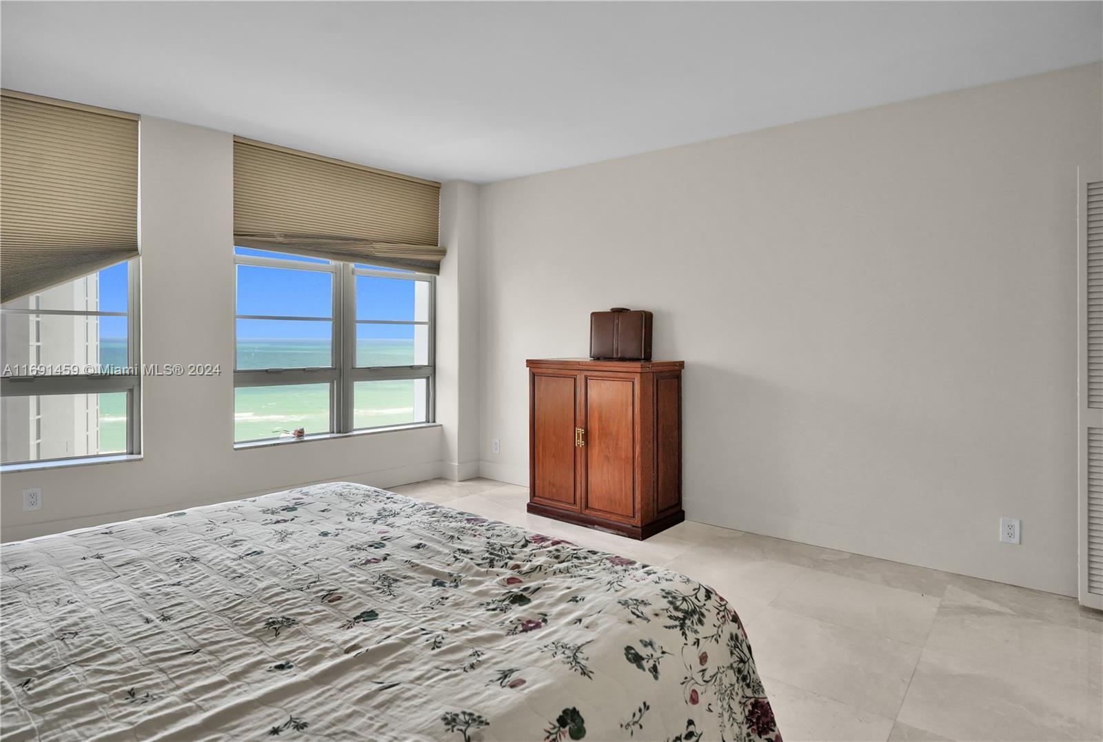 5660 Collins Ave #15B, Miami Beach, Florida image 15