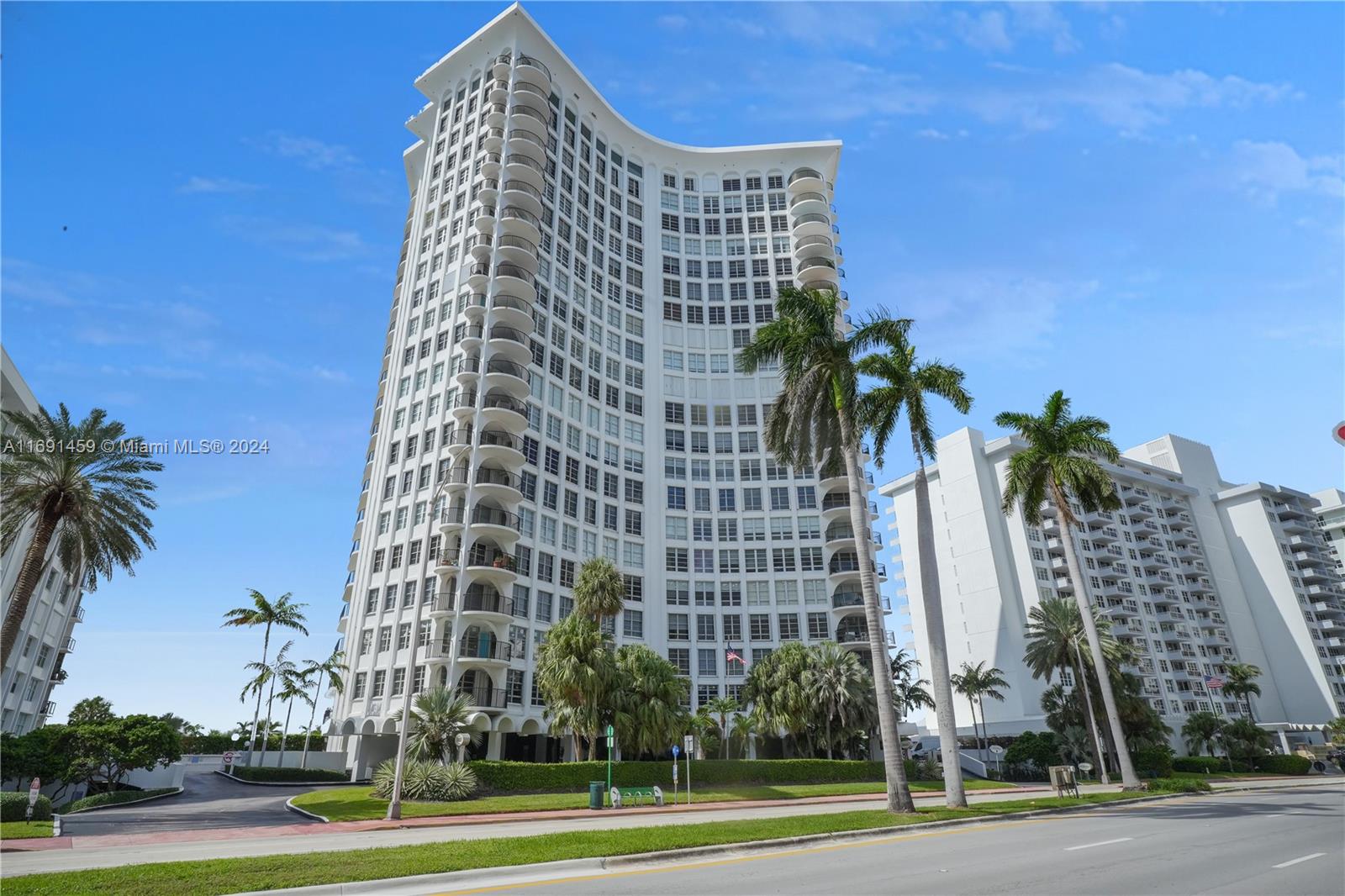 5660 Collins Ave #15B, Miami Beach, Florida image 2