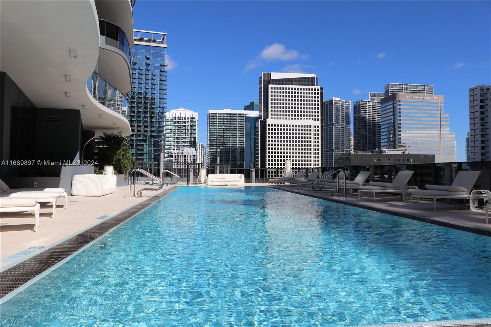 1000 Brickell Plz #3511, Miami FL 33131