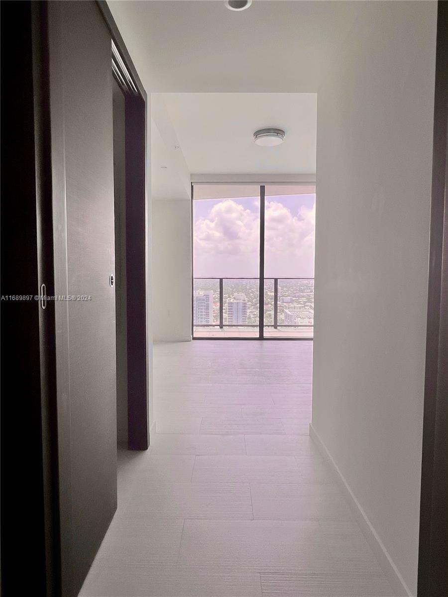 1000 Brickell Plz #3511, Miami FL 33131