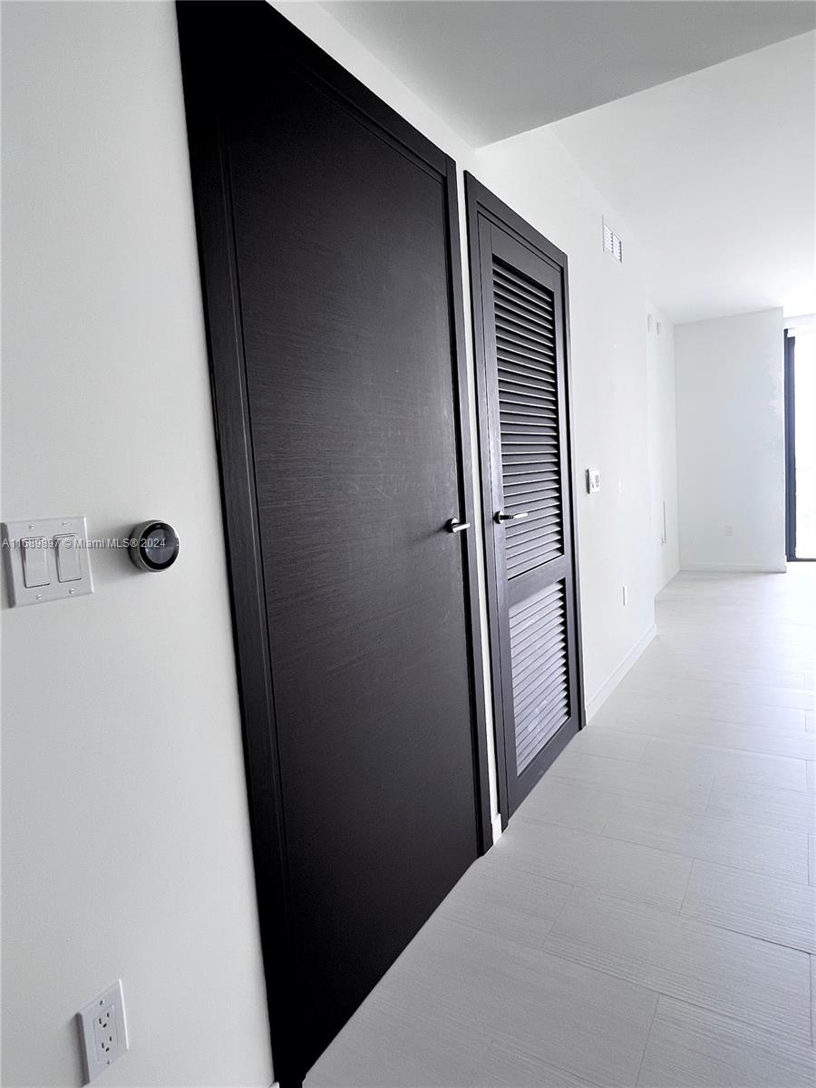 1000 Brickell Plz #3511, Miami FL 33131