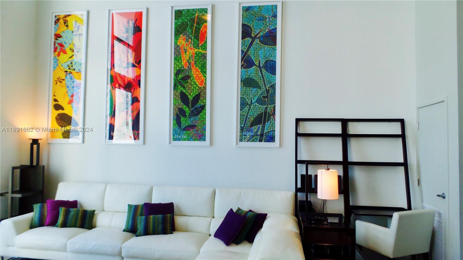 300 S Biscayne Blvd #Loft 818, Miami FL 33131