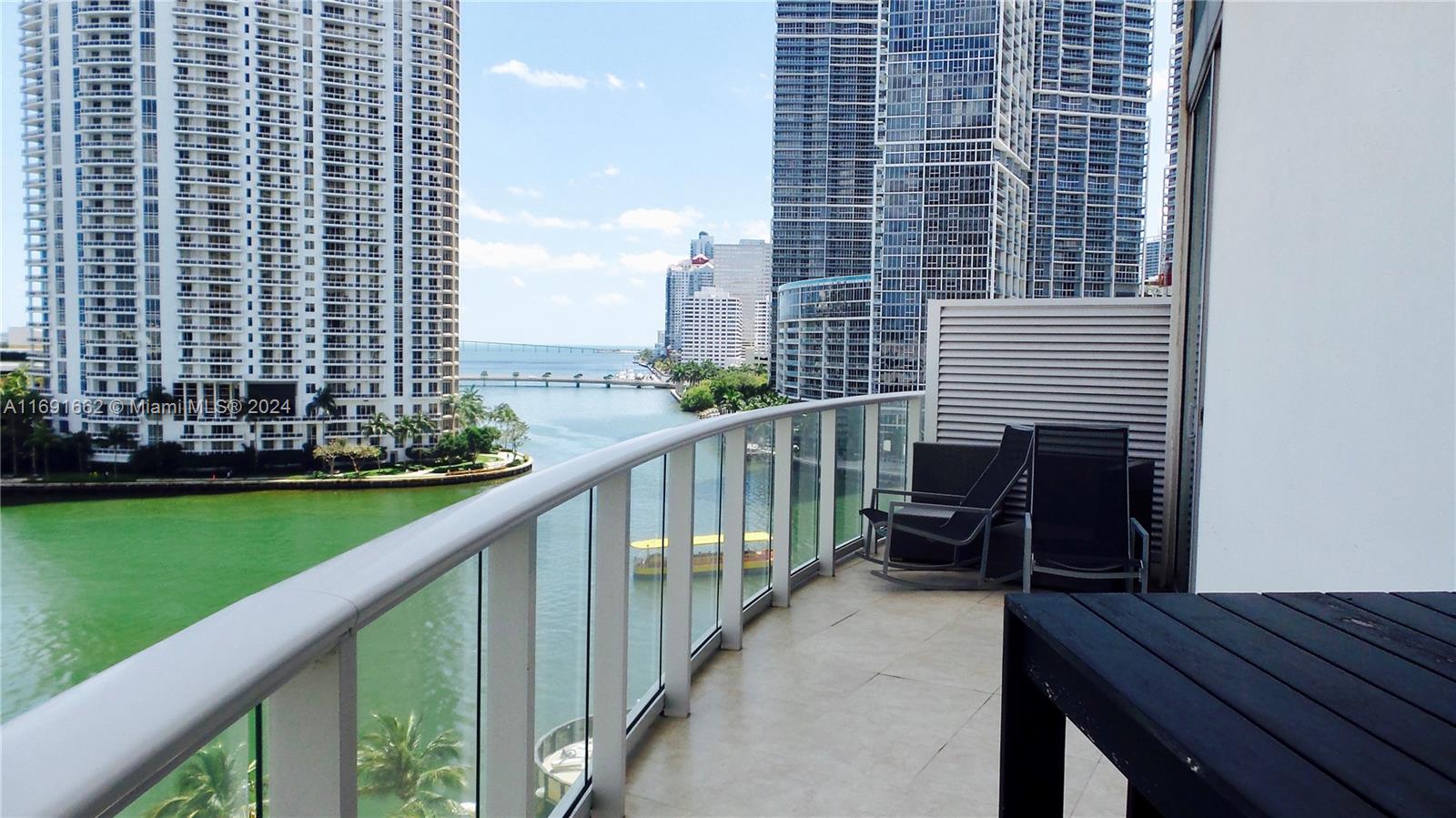 300 S Biscayne Blvd #Loft 818, Miami FL 33131