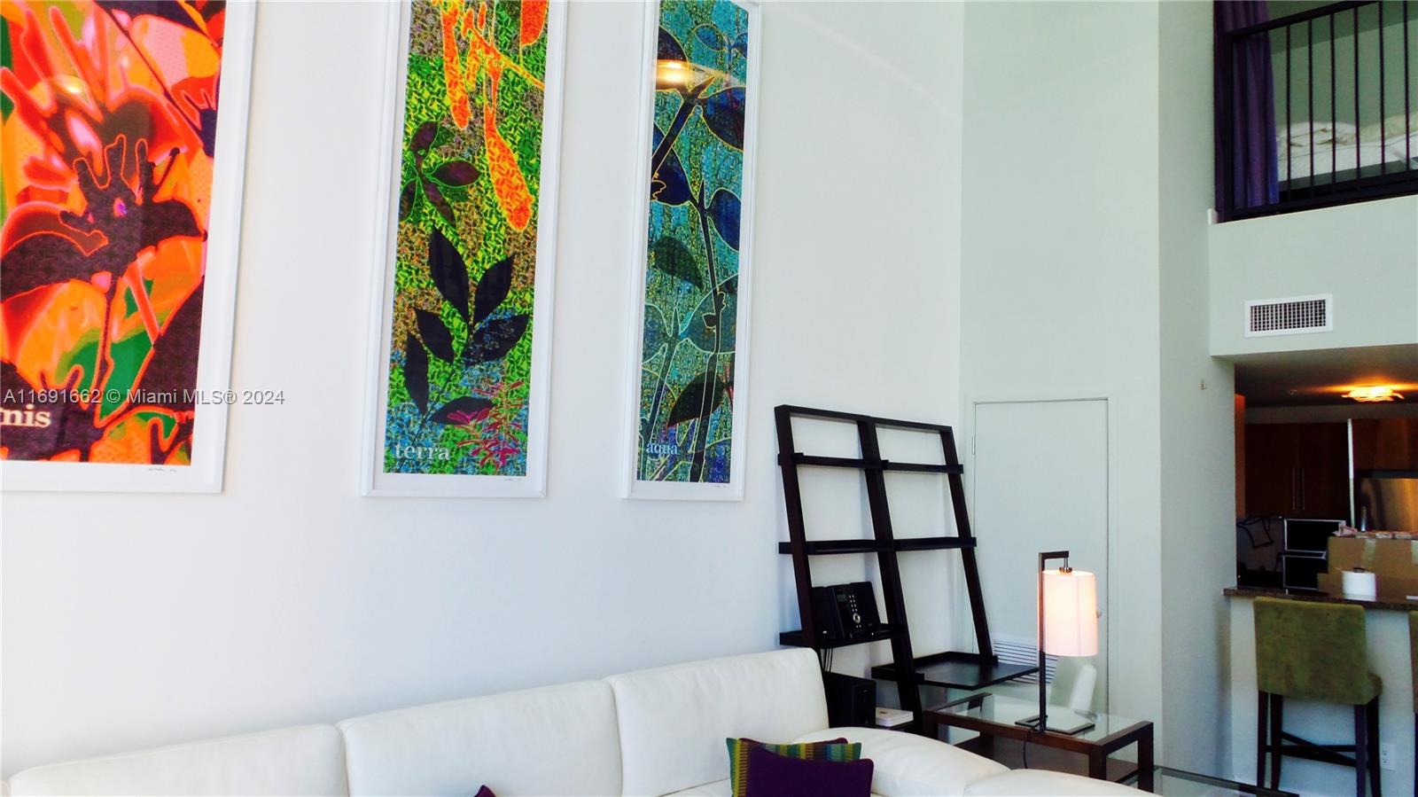 300 S Biscayne Blvd #Loft 818, Miami FL 33131