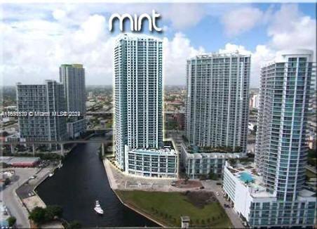 MINT RIVERFRONT SPACIOUS 2 BEDROOMS, 2 BATHS, SPLIT FLOOR PLAN WITH TILE FLOORS & STUNNING RIVER, BAY & CITY VIEWS. OFFERED TURNKEY FURNISHED WITH EXQUISITE TASTE AND COMPLETE WITH LINENS AND KITCHEN. ENJOY ALL THAT BRICKELL & DOWNTOWN AREAS HAS TO OFFER. ACROSS FROM BRICKELL CITY CENTRE SHOPPING & RESTAURANTS, CLOSE TO FINANCIAL DISTRICT, WHOLE FOODS, MIAMI-DADE COLLEGE, FLORIDA INTERNATIONAL UNIVERSITY, METRO MOVER AND EASY ACCESS TO ALL MAJOR HIGHWAYS. BUILDING FEATURES AMAZING AMENITIES INCLUDING FITNESS CENTER, SPA, SAUNA, STEAM ROOM, POOL IDEAL FOR LAPS, BILLIARDS ROOM, BUSINESS CENTER, 24HRS SECURITY, VALET PARKING & CONCIERGE.