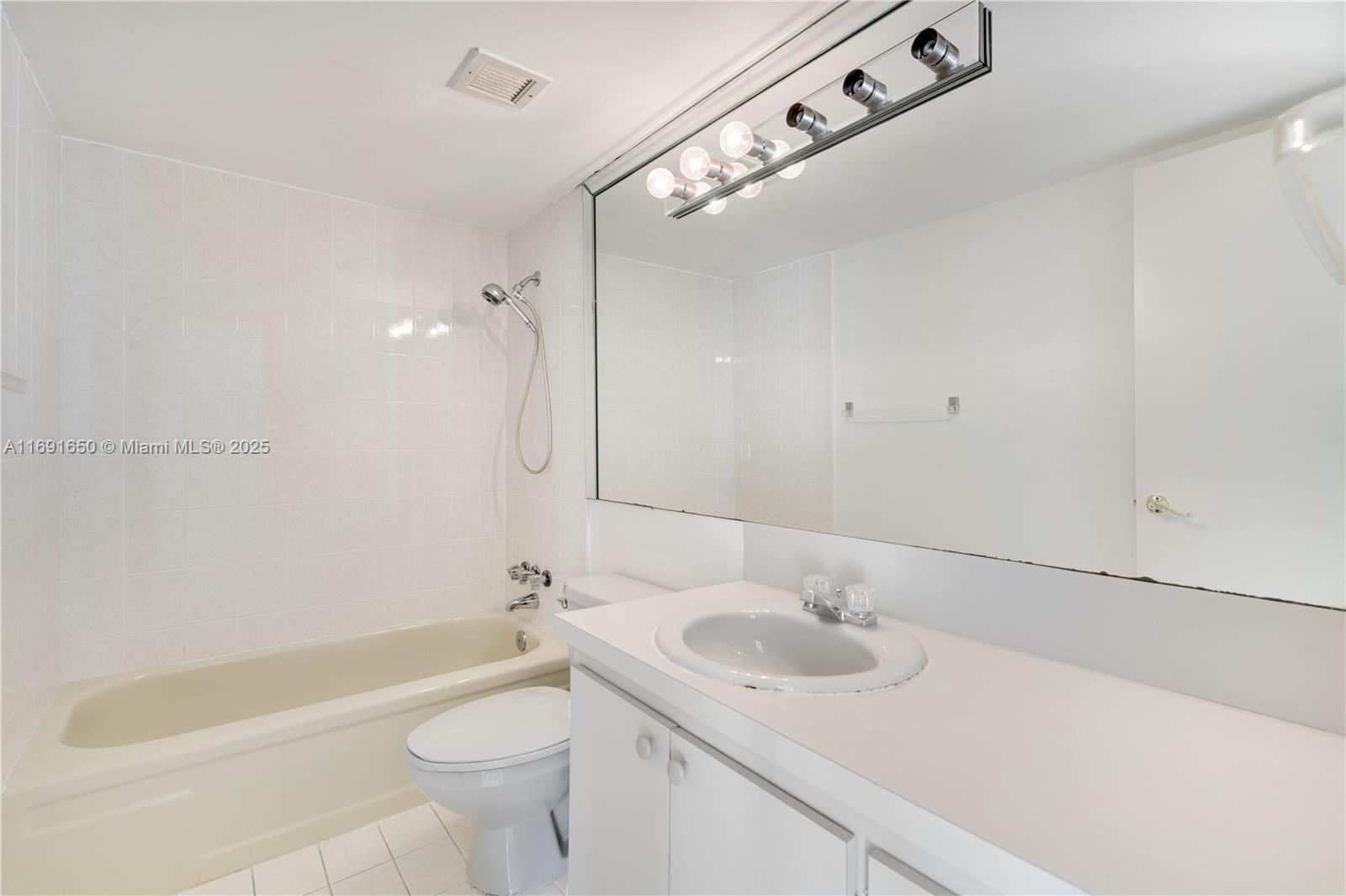 3161 S Ocean Dr #806, Hallandale Beach, Florida image 18