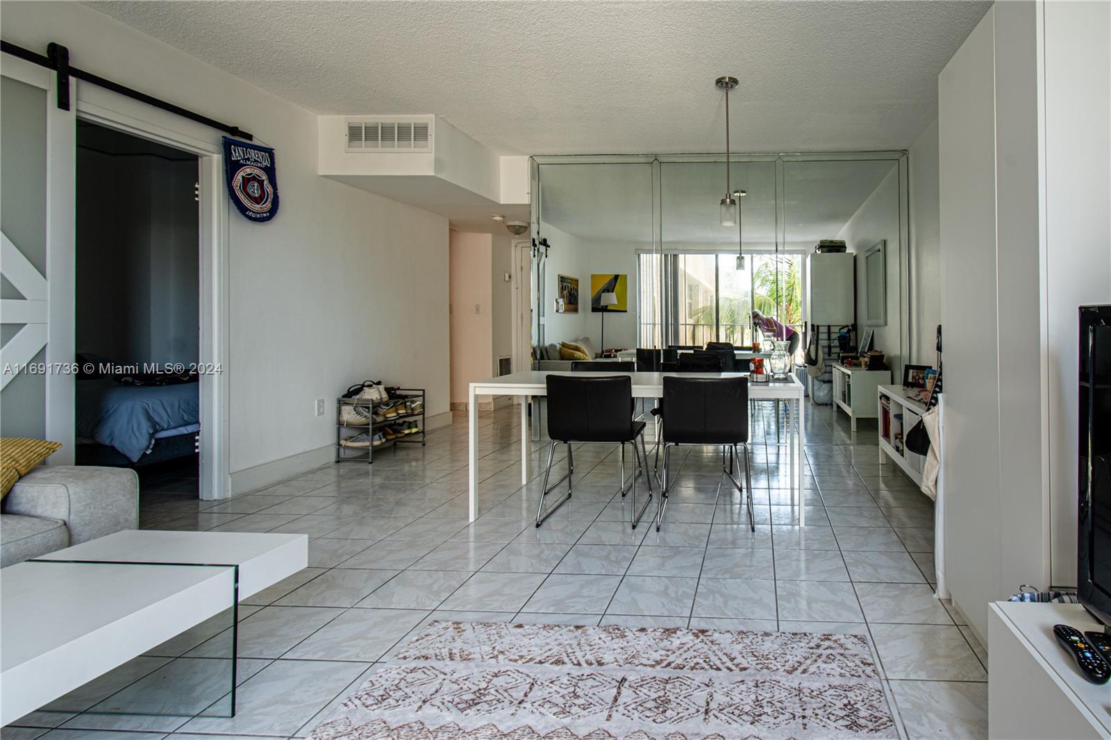 800 West Ave #414, Miami Beach, Florida image 2