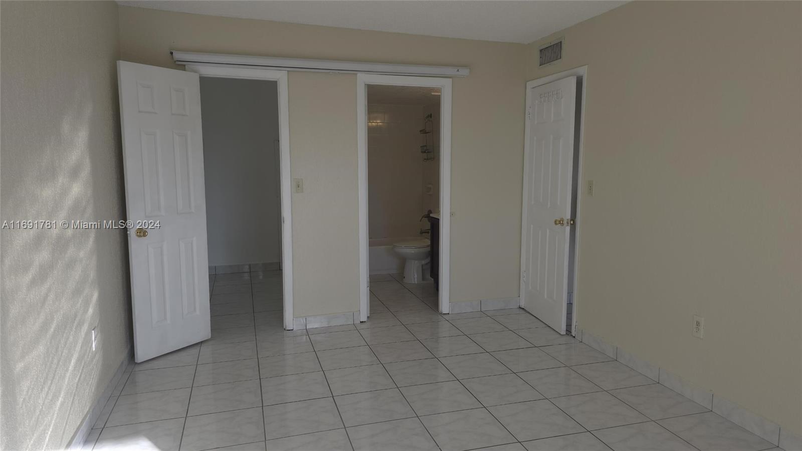 5665 W 20th Ave #408, Hialeah, Florida image 19