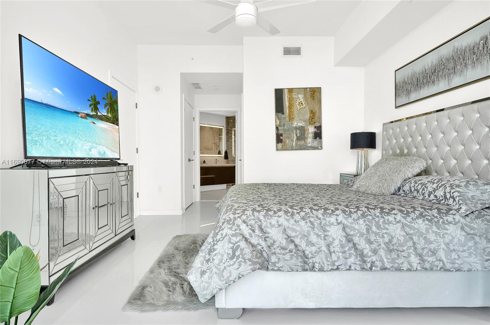 851 NE 1st Ave #2909, Miami FL 33132