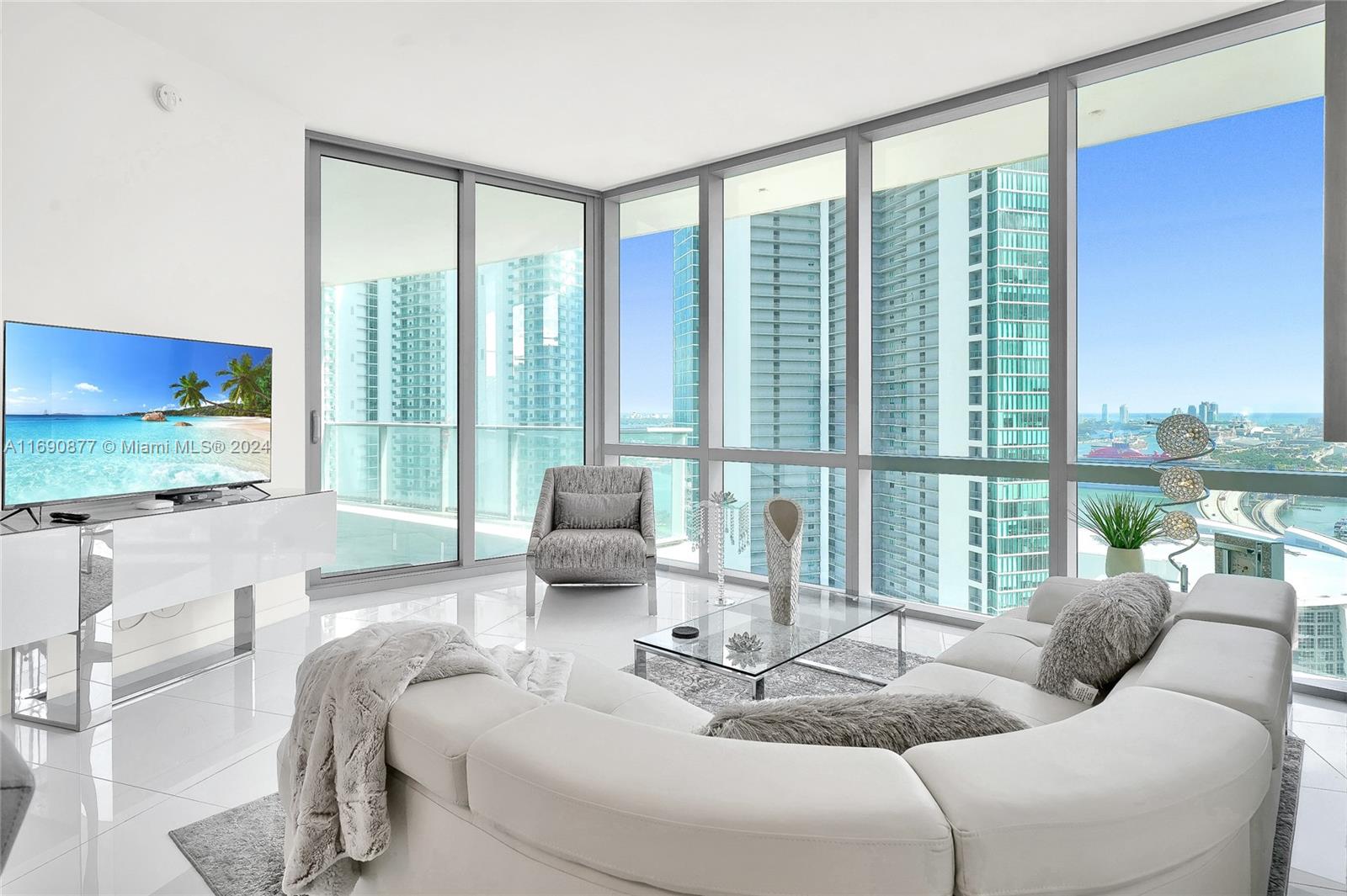 851 NE 1st Ave #2909, Miami FL 33132