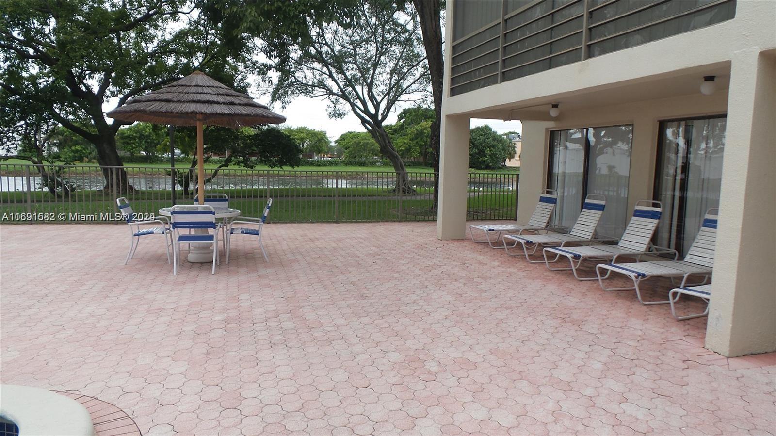 2312 S Cypress Bend Dr #410, Pompano Beach, Florida image 30