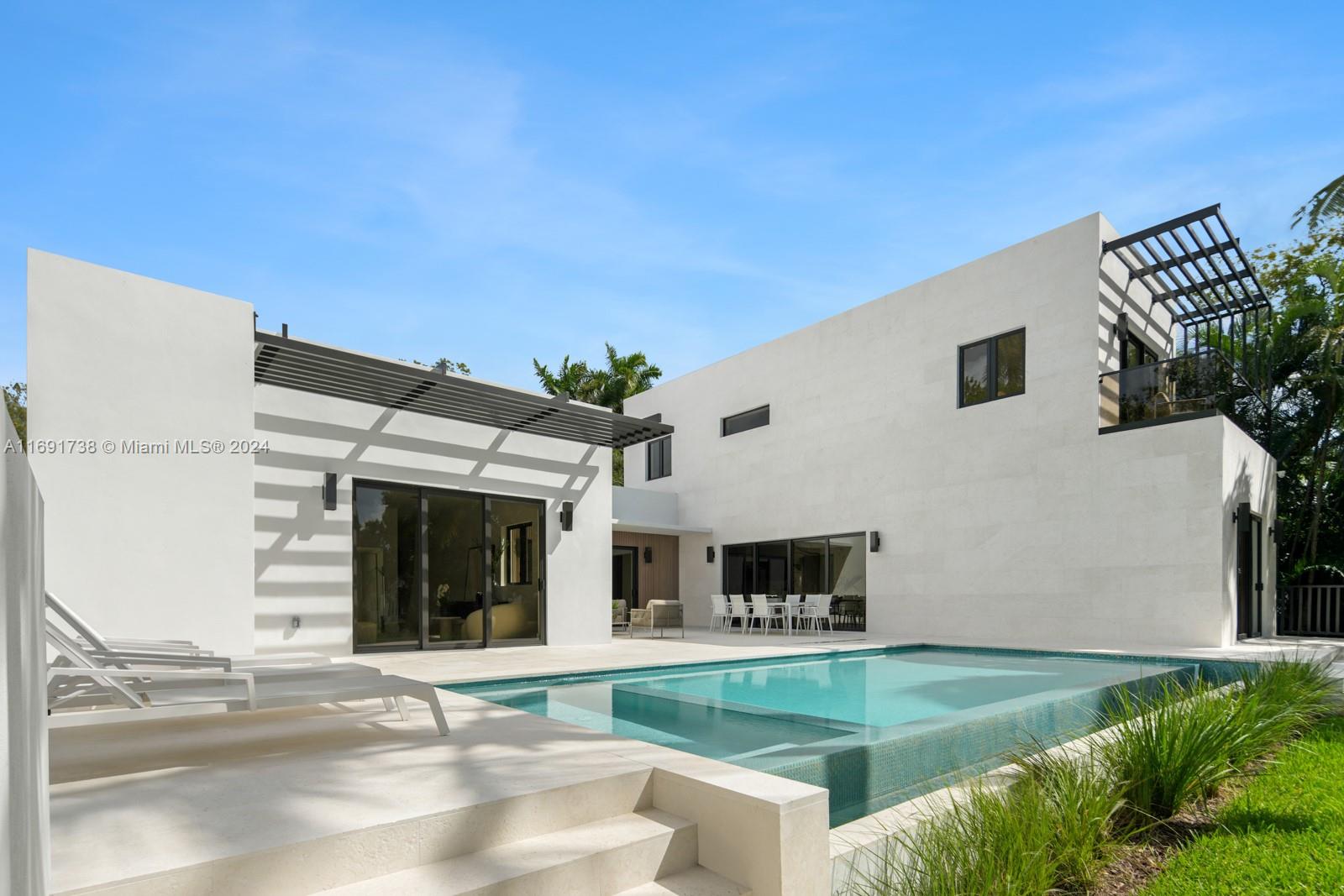 11150 Griffing Blvd, Biscayne Park, Florida image 17
