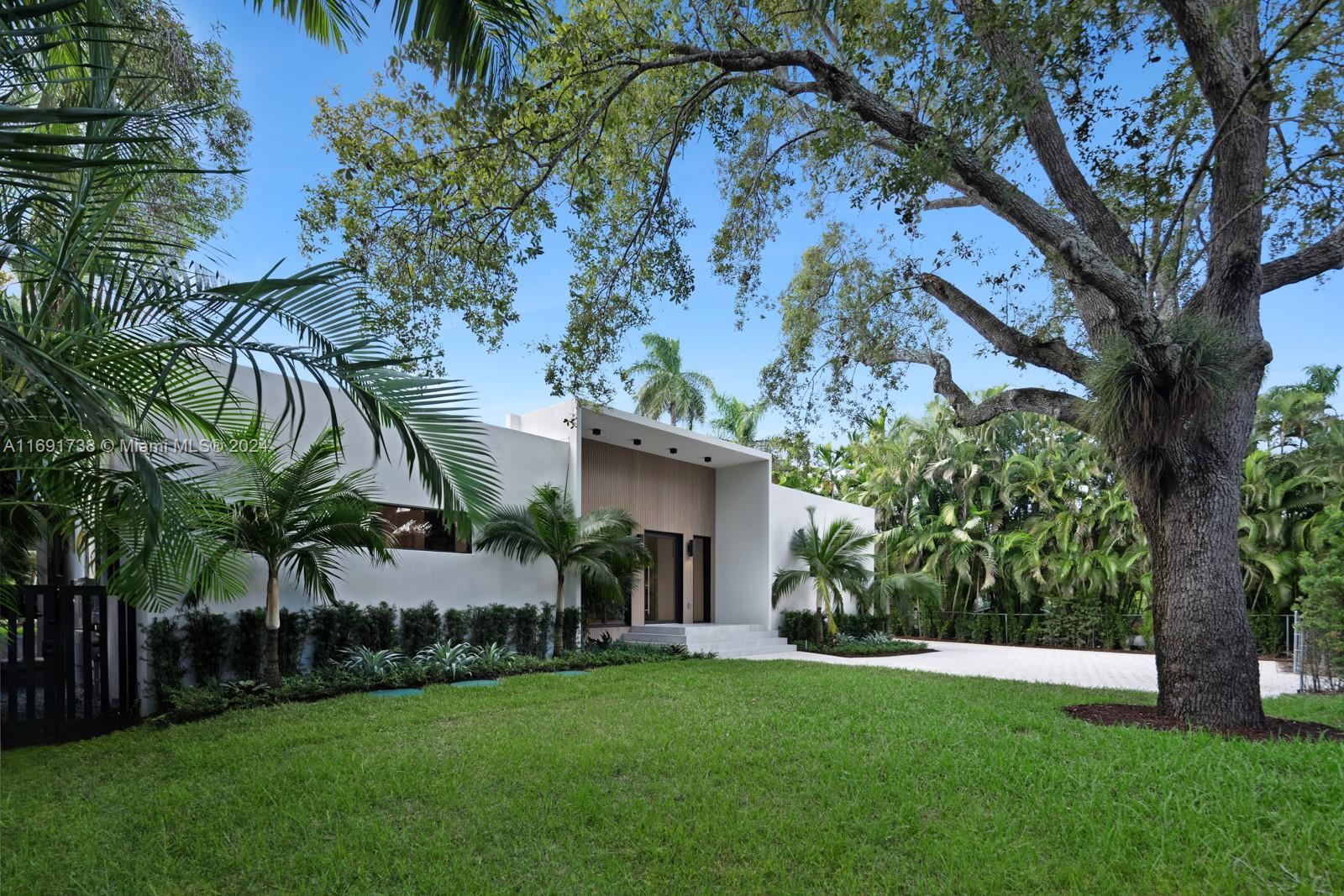 11150 Griffing Blvd, Biscayne Park, Florida image 3