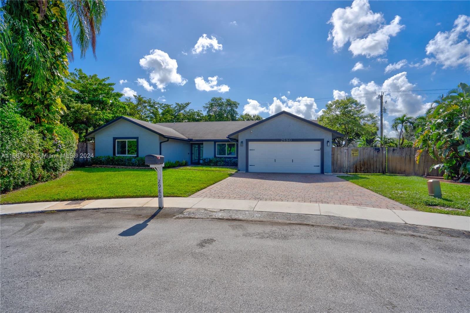 2980 SW 82nd Way, Davie, Florida image 2