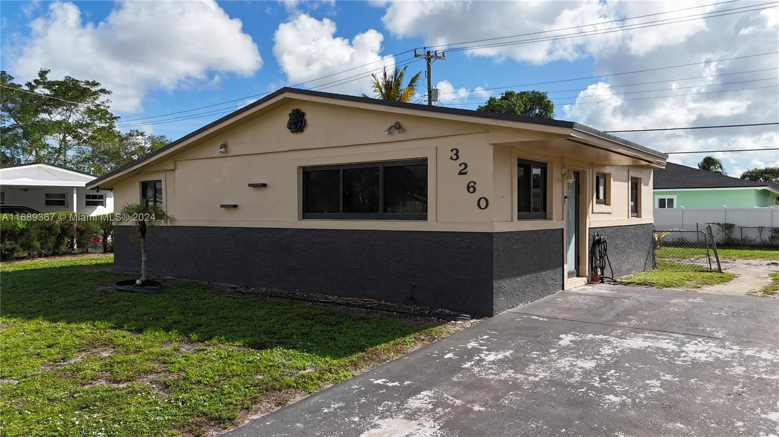 3260 NW 209th Ter, Miami Gardens, Florida image 2