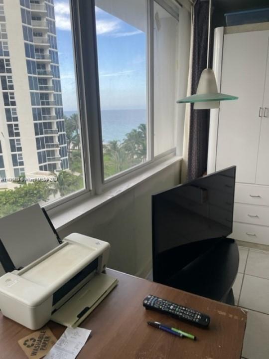 19201 Collins Ave #527, Sunny Isles Beach, Florida image 3