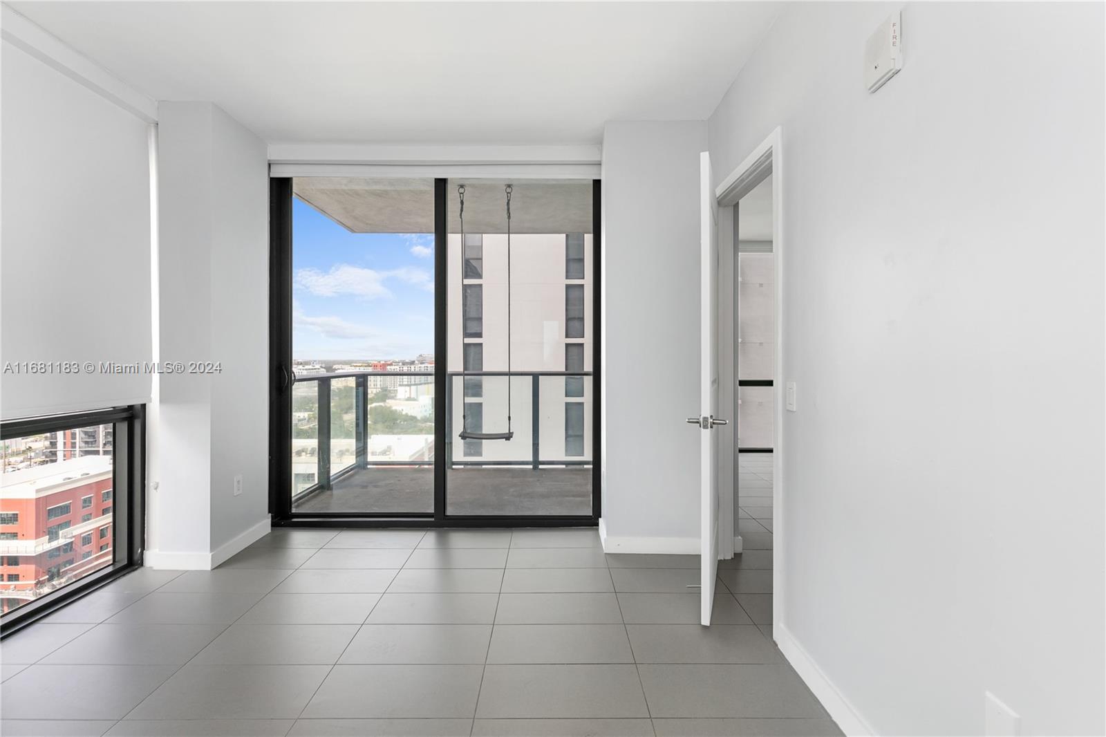 Listing Photo 17