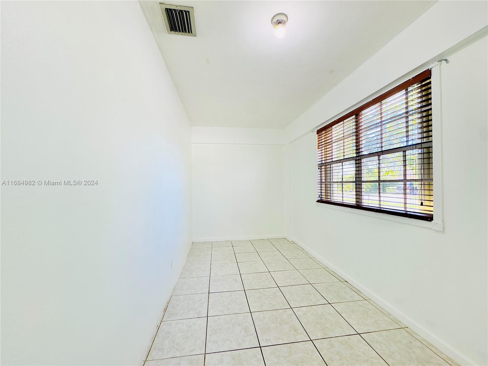 1001 S 27th Ave, Hollywood, Florida image 31