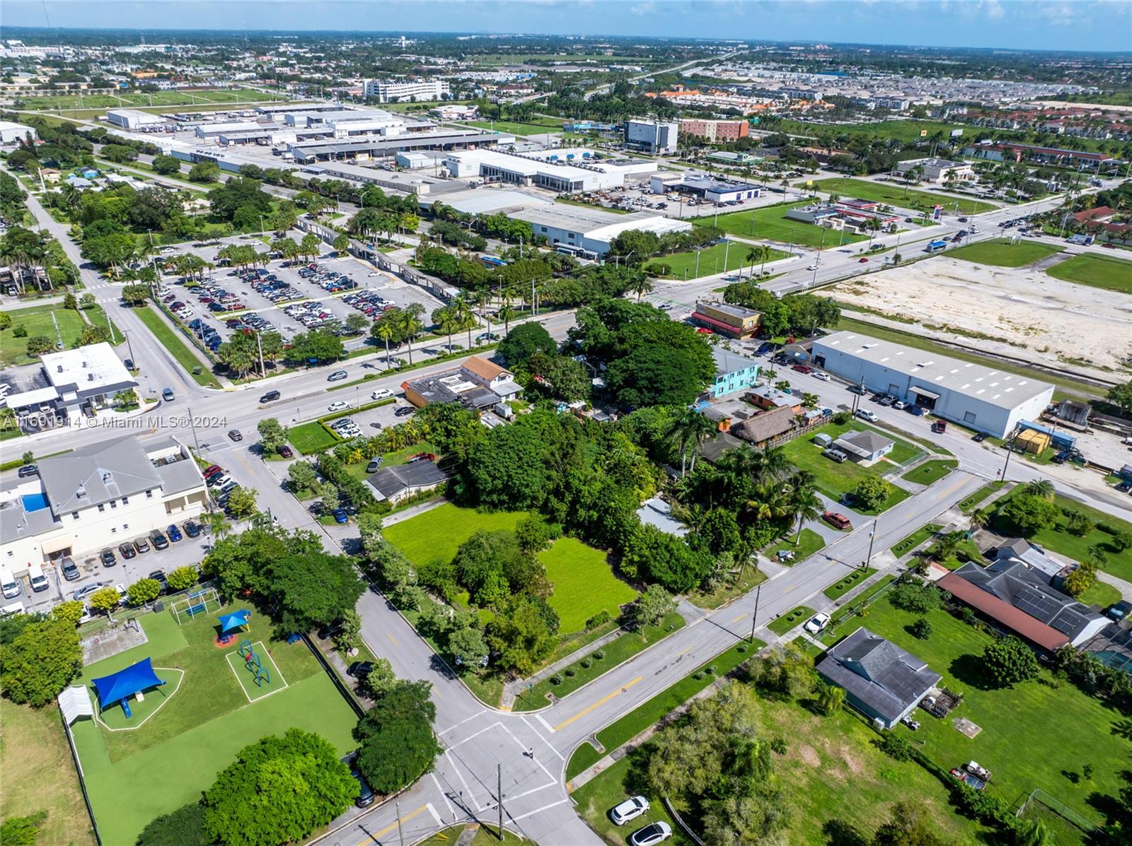 Land, Florida City, Florida image 6