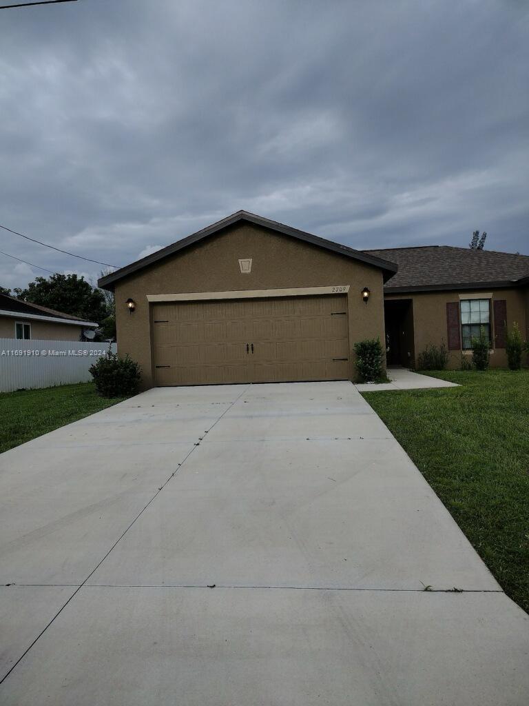 2709 SW 18th Ave, Cape Coral, Florida image 2