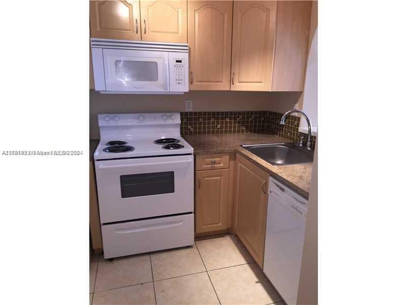 listing main picture