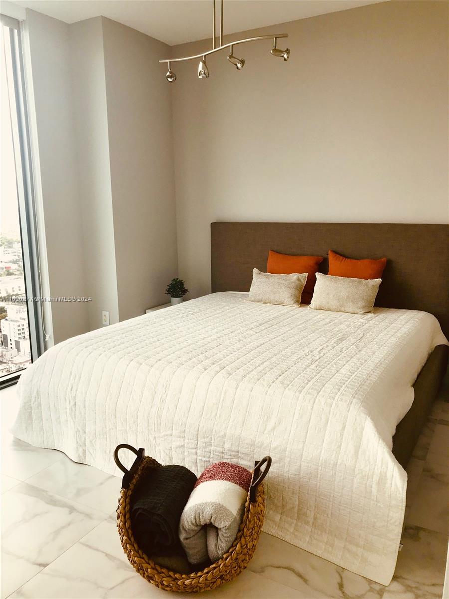 2900 NE 7th Ave #3608, Miami FL 33137