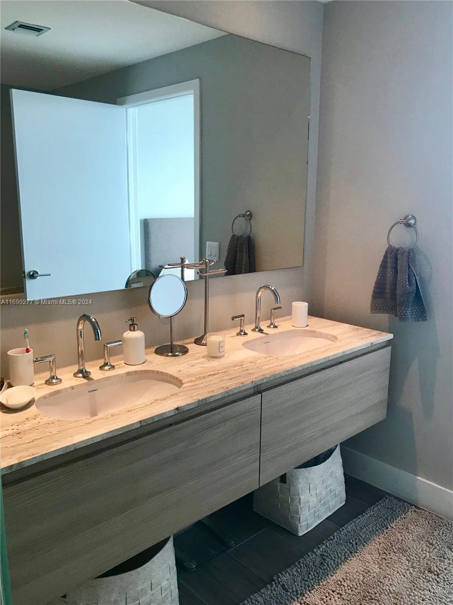 2900 NE 7th Ave #3608, Miami FL 33137