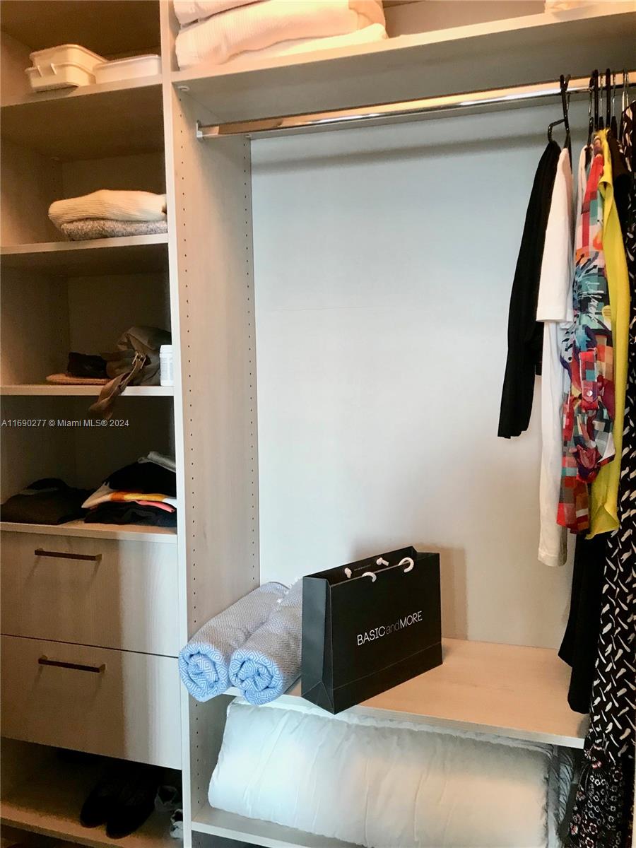 2900 NE 7th Ave #3608, Miami FL 33137