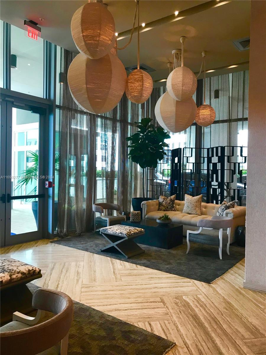 2900 NE 7th Ave #3608, Miami FL 33137
