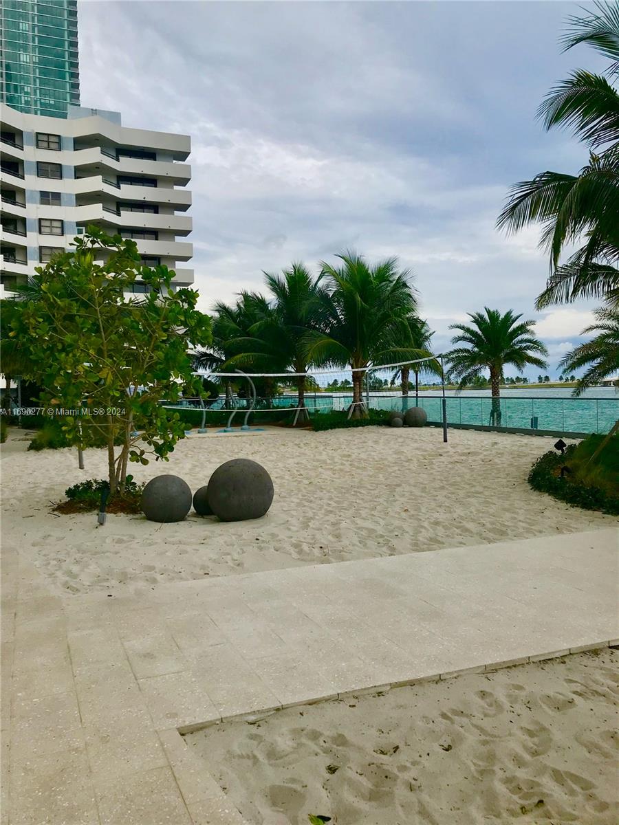 2900 NE 7th Ave #3608, Miami FL 33137