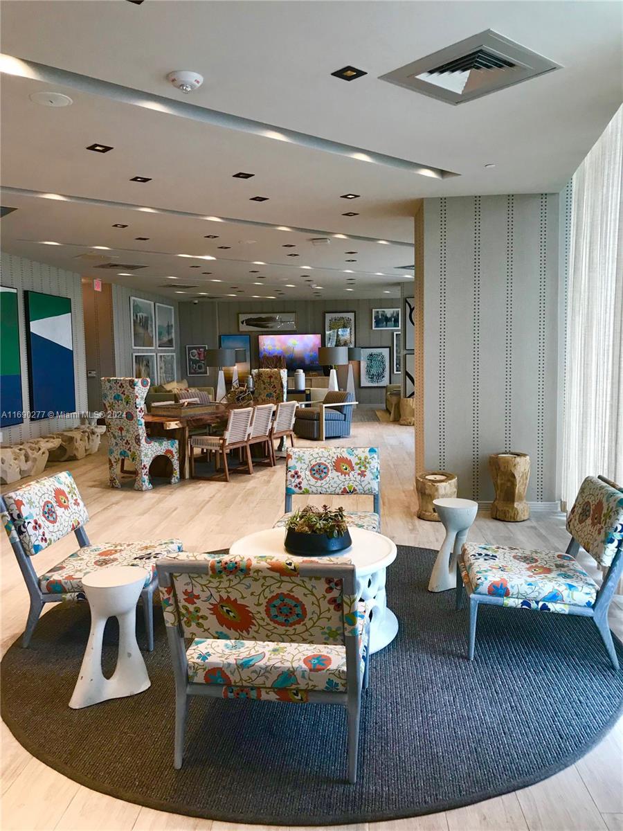 2900 NE 7th Ave #3608, Miami FL 33137
