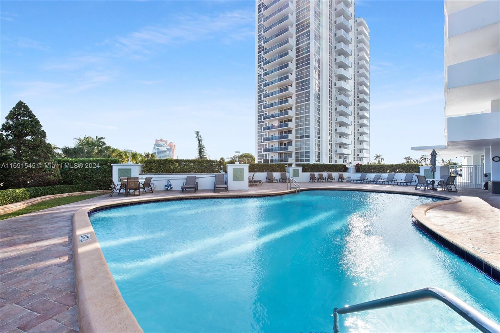 2715 N Ocean Blvd #3A, Fort Lauderdale, Florida image 28