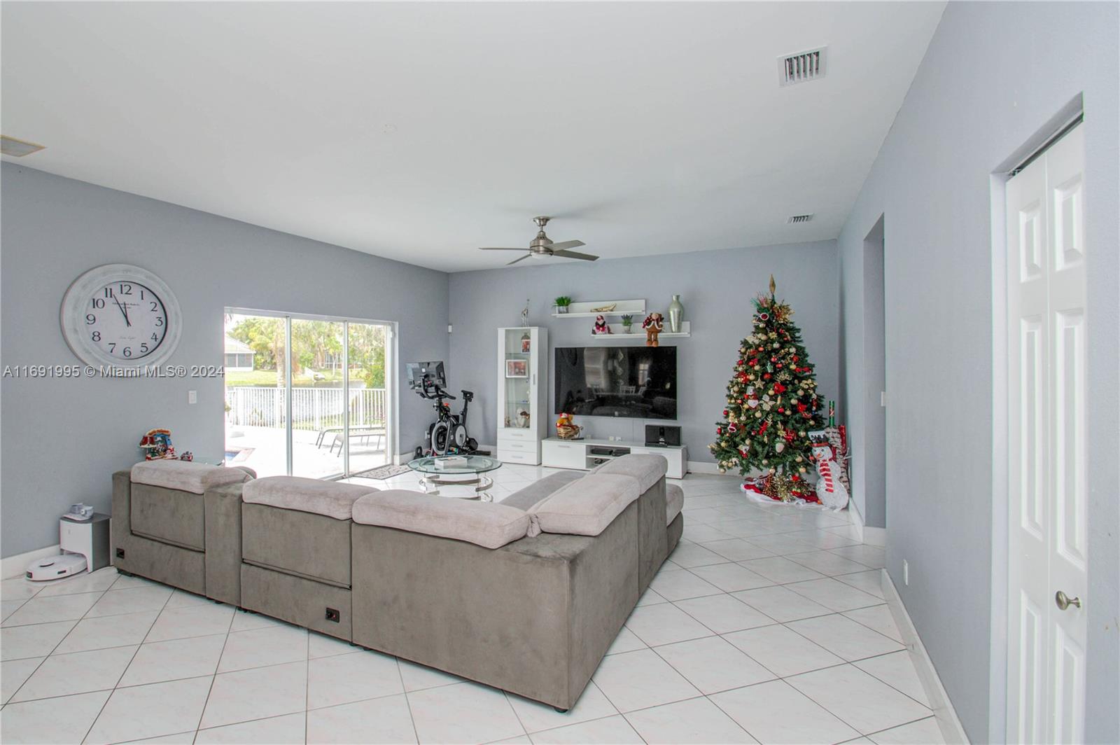 1130 NW 184th Pl, Pembroke Pines, Florida image 36