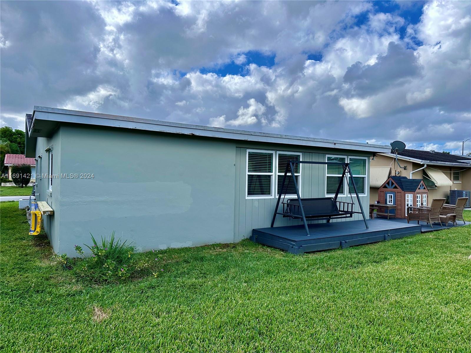 7501 NW 58th St, Tamarac, Florida image 4