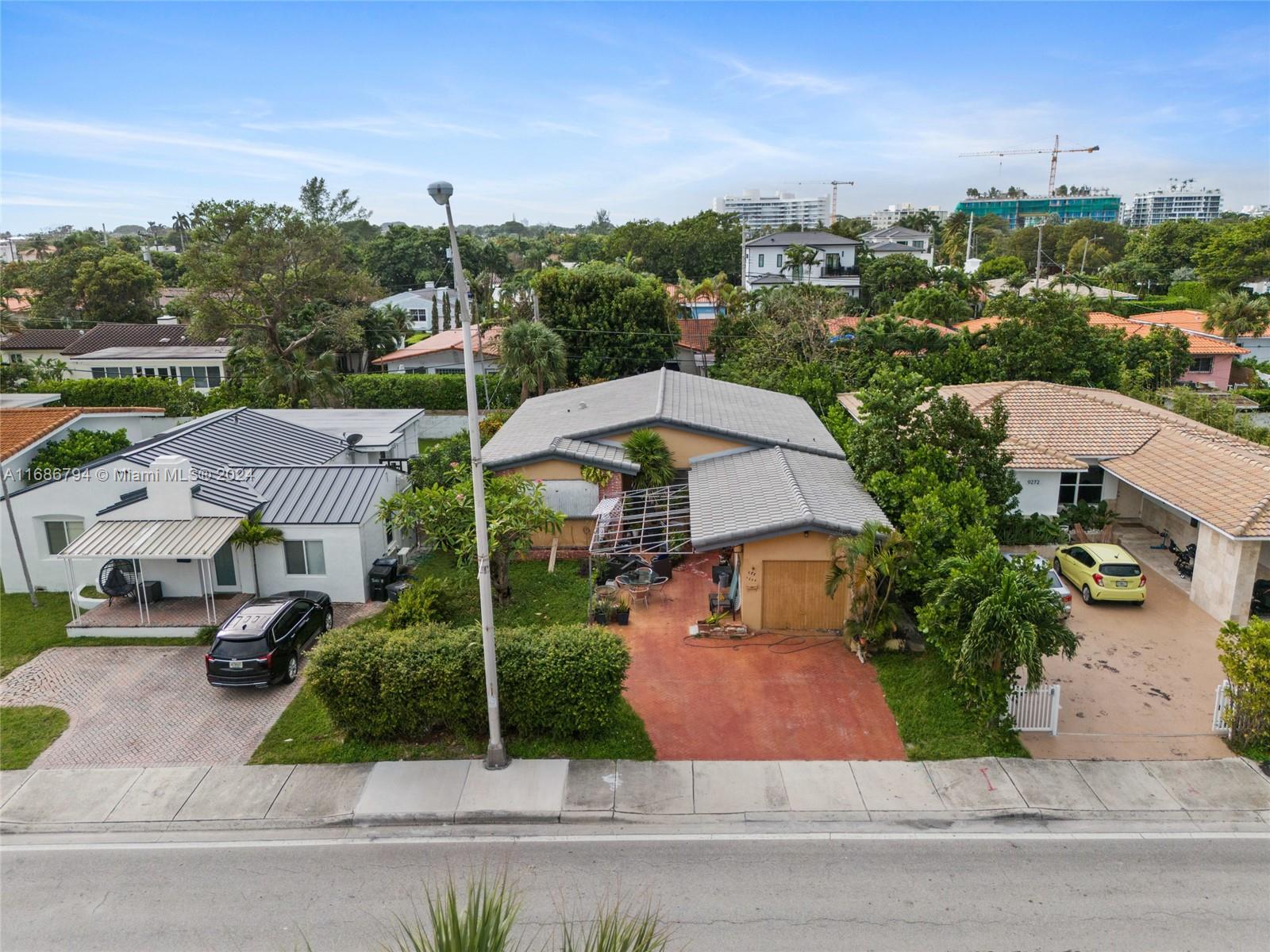 Residential, Surfside, Florida image 1