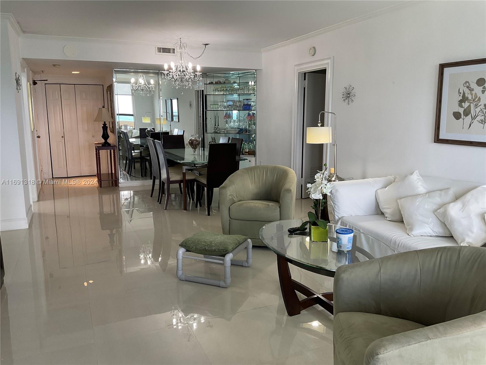 Ocean front unit furnished and exceptionally spacious 2-bed, 2-bath condo located in exclusive Bal Harbour. 
Seasonal rental only .Ceramic tile trough out ! just a short walk from the renowned Bal Harbour Shops, upscale dining, and places of worship.