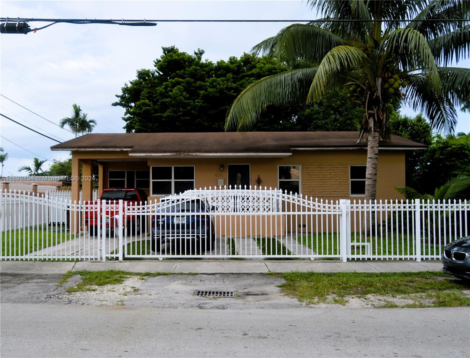 4241 W 1st Ave, Hialeah, Florida image 1