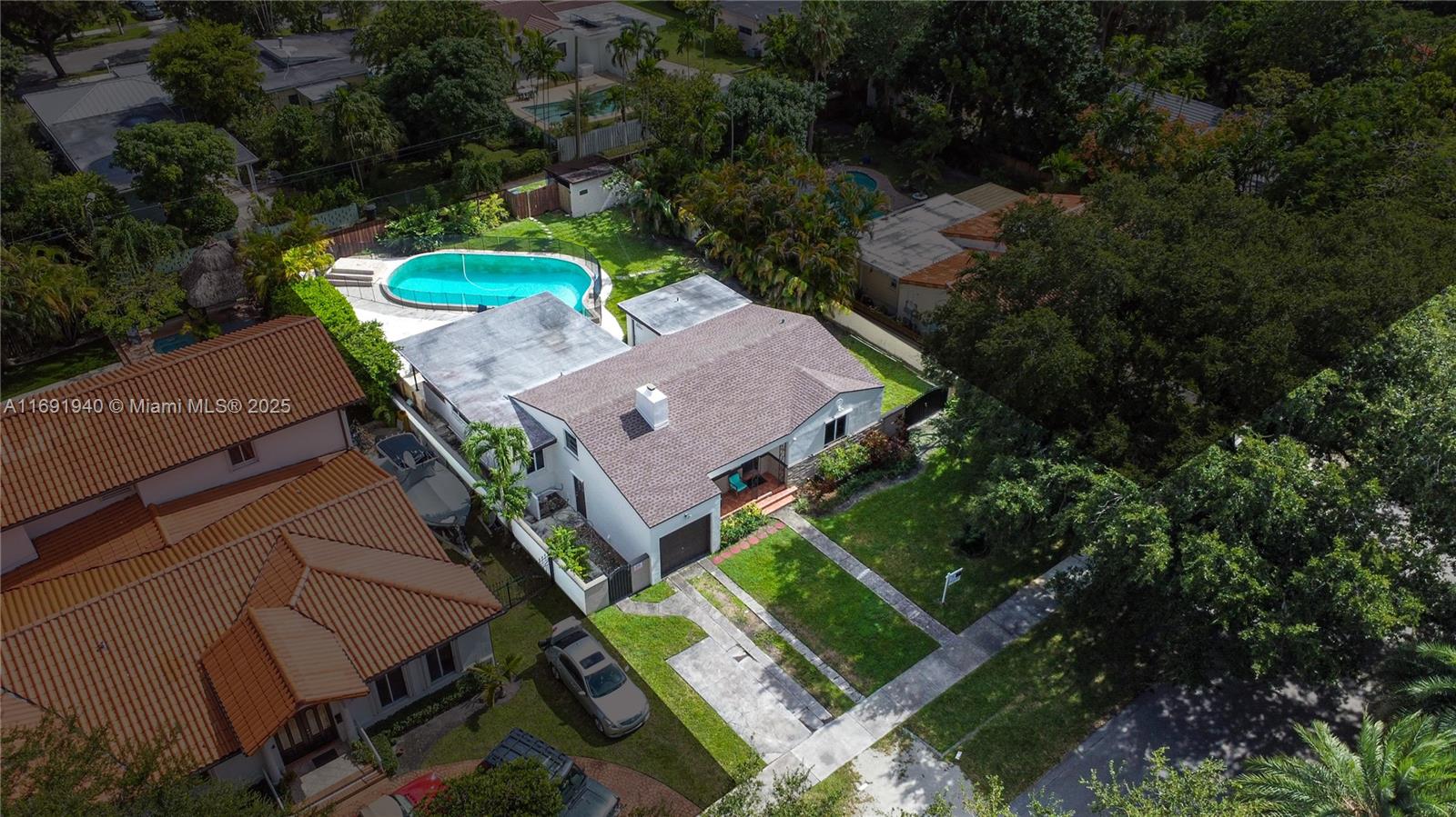 365 De Leon Dr, Miami Springs, Florida image 1