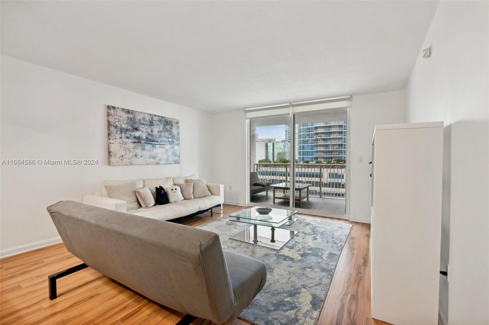 1200 Brickell Bay Dr #2318, Miami, Florida image 2