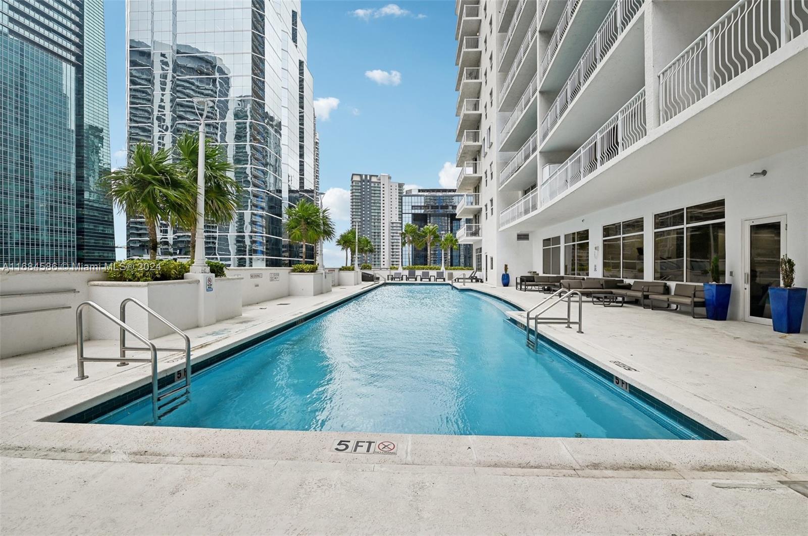 1200 Brickell Bay Dr #2318, Miami, Florida image 24