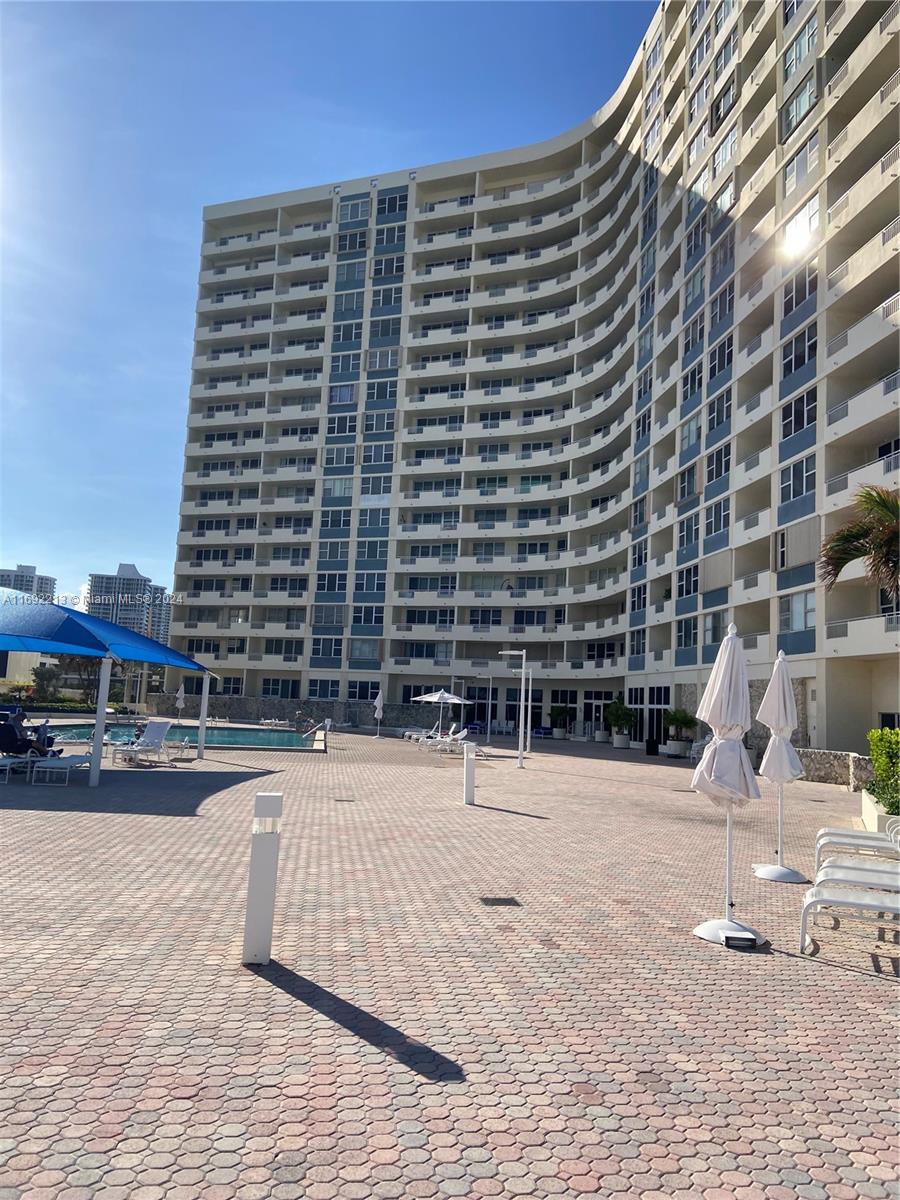 3180 S Ocean Dr #1203, Hallandale Beach, Florida image 2