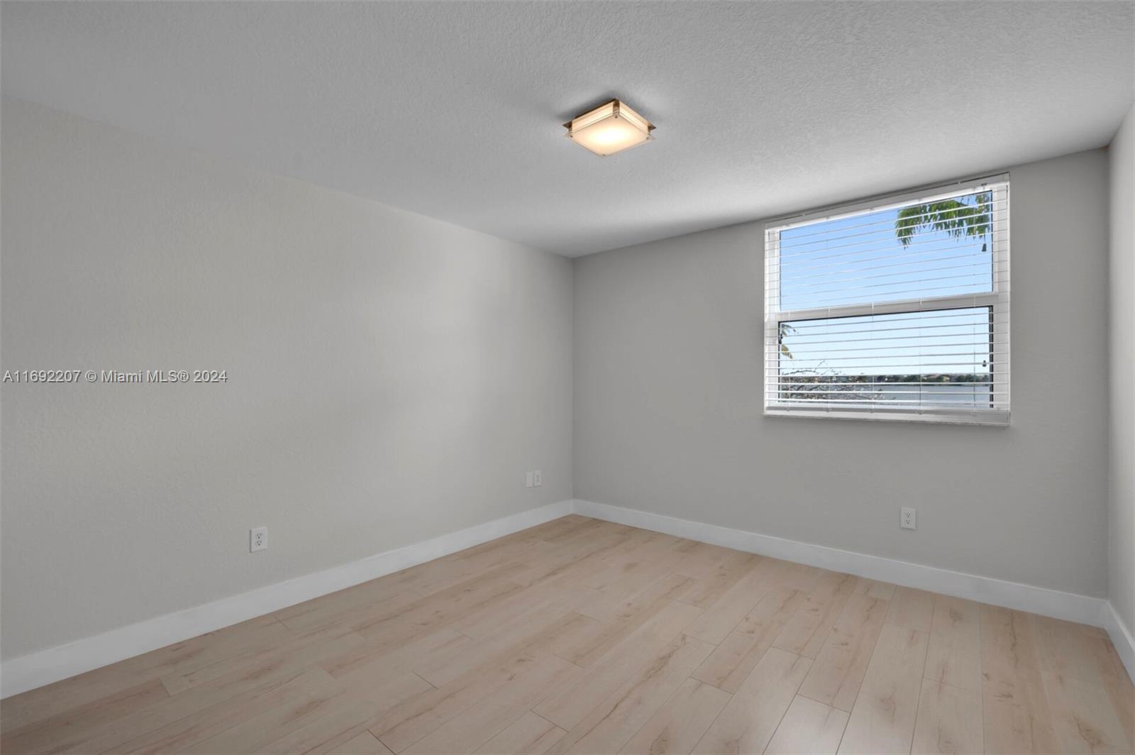 16516 SW 51st St, Miramar, Florida image 36