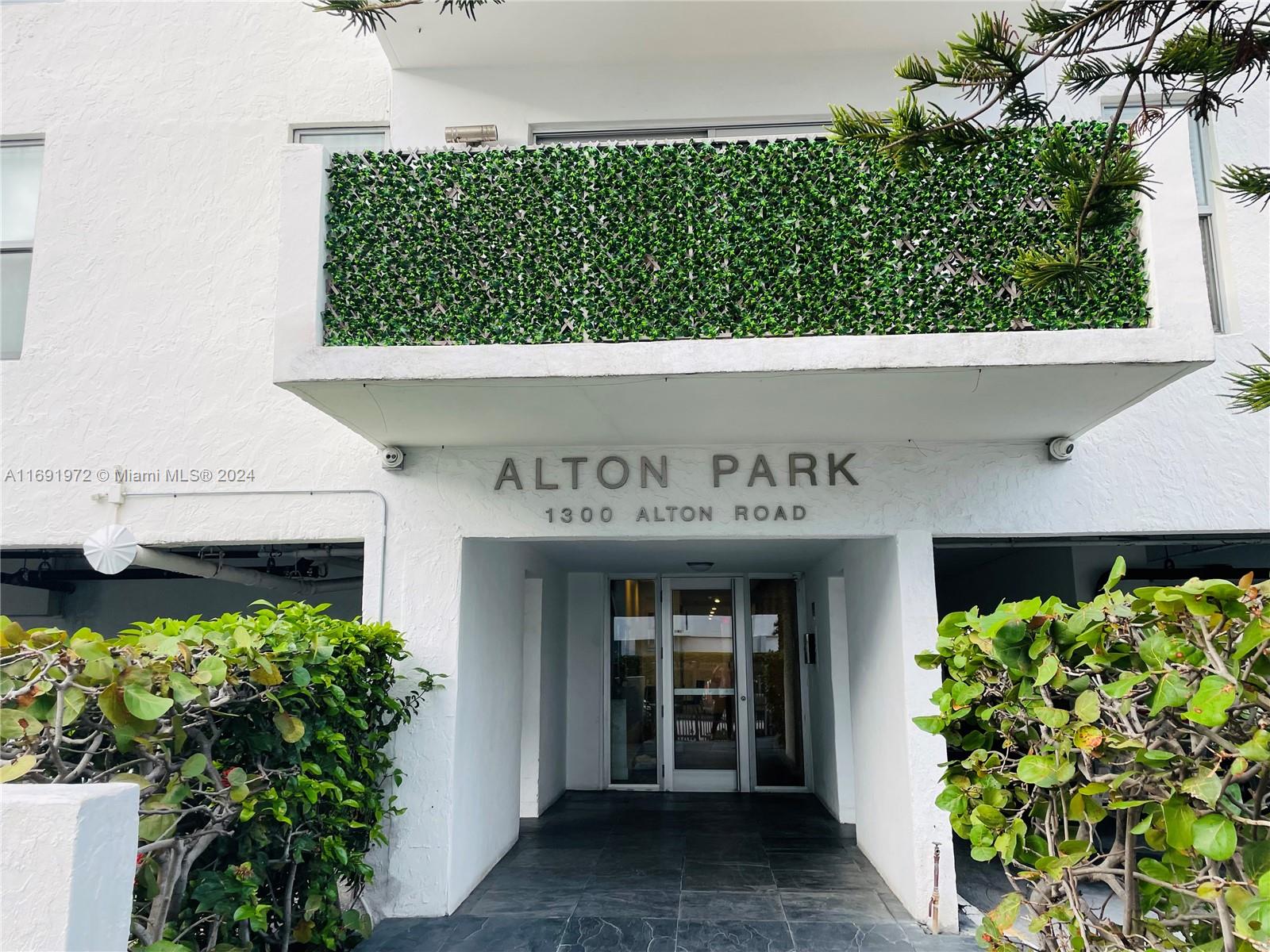 1300 Alton Rd #10B, Miami Beach, Florida image 31