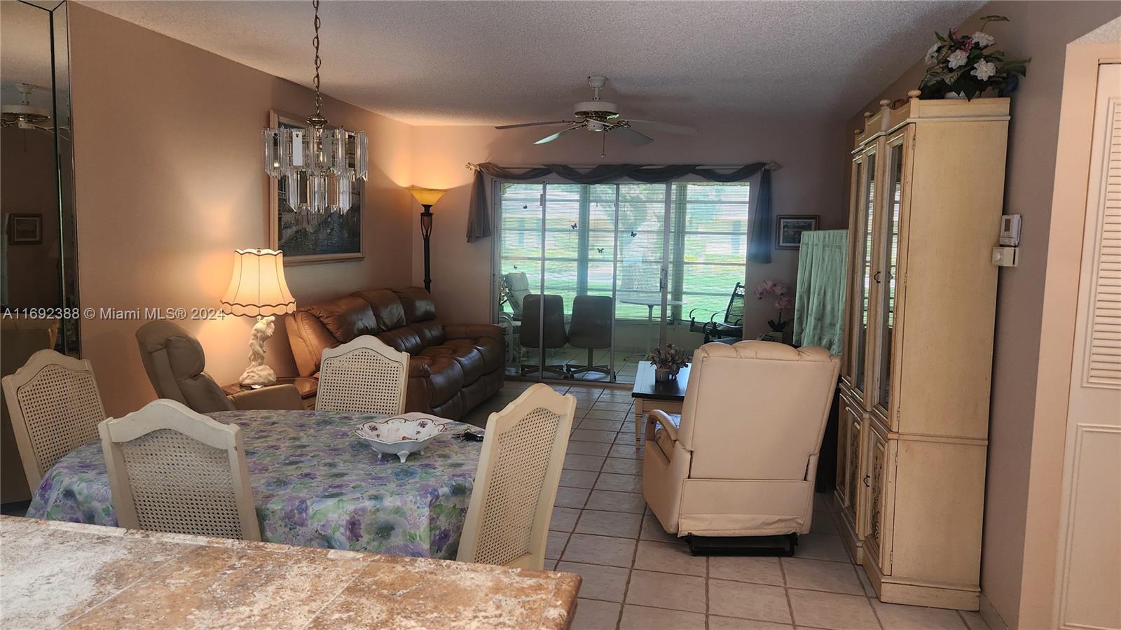 5001 NW 34th St #103, Lauderdale Lakes, Florida image 2