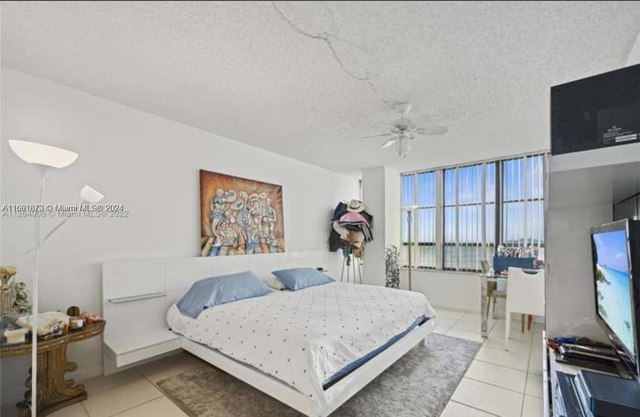 500 Three Islands Blvd #509, Hallandale Beach, Florida image 3