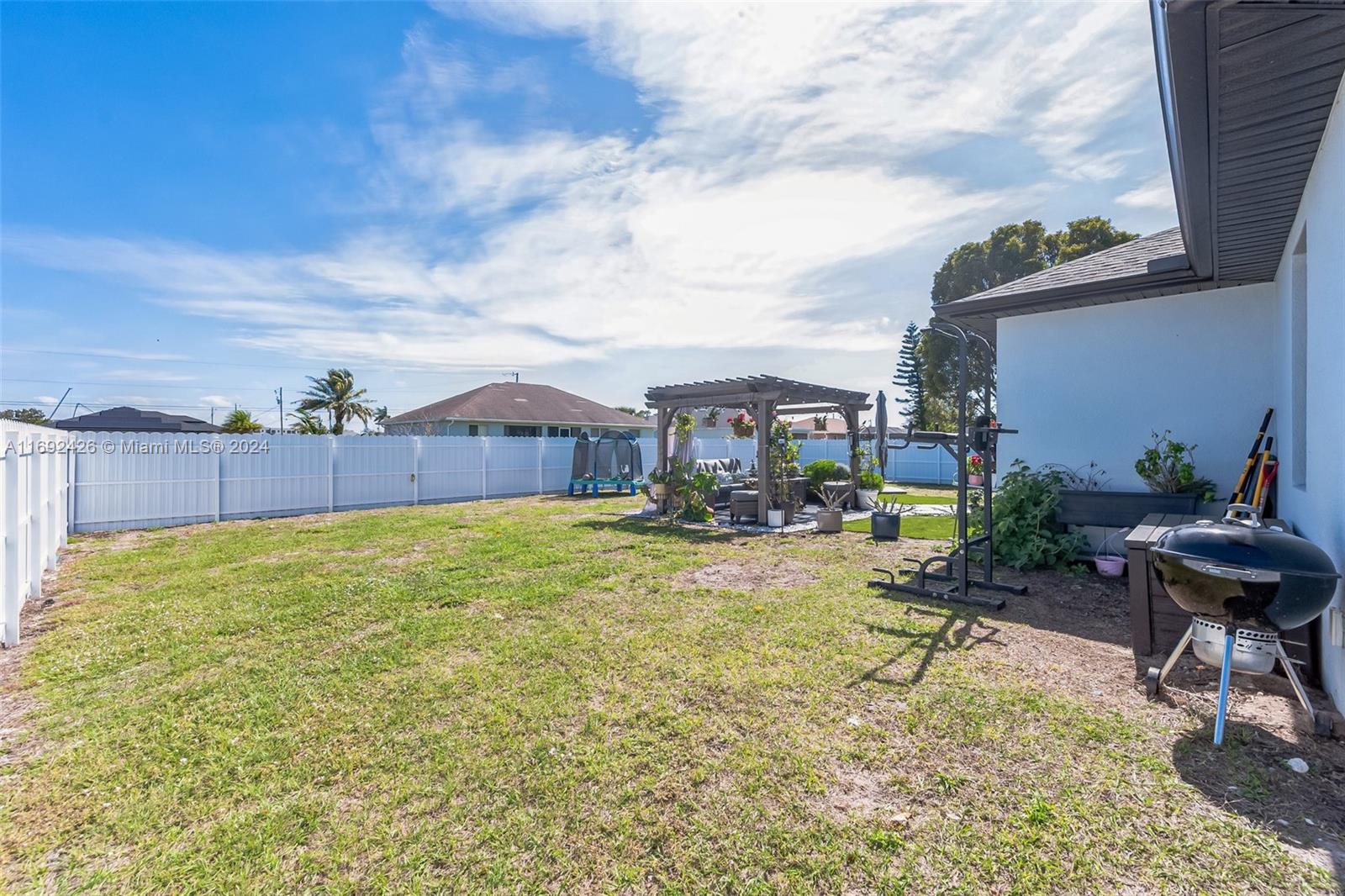 217 Nelson Rd N, Cape Coral, Florida image 38