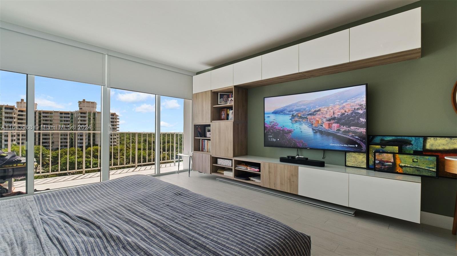 881 Ocean Dr #8A, Key Biscayne FL 33149